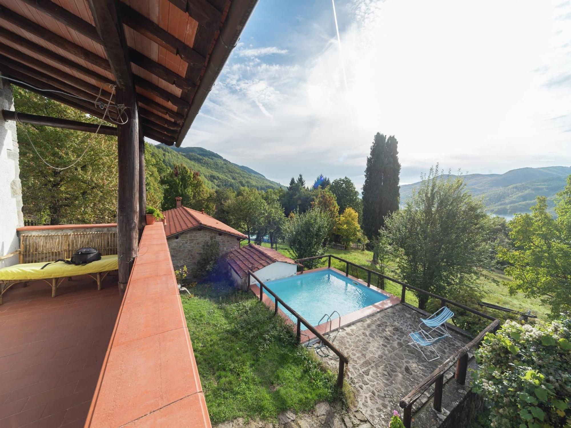 Lovely Holiday Home With Private Pool Сан Марчело Пистойезе Екстериор снимка